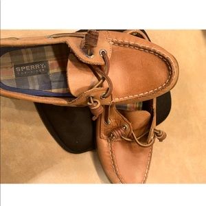 Sperry Topsider Boat Shoe-Women’s 7.5M